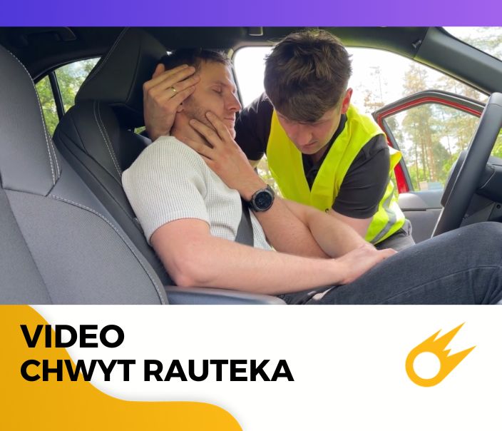 W trakcie wypadku samochodowego poszkodowanemu udzielana jest pierwsza pomoc w formie chwytu rauteka - kurs bhp online Power Safety